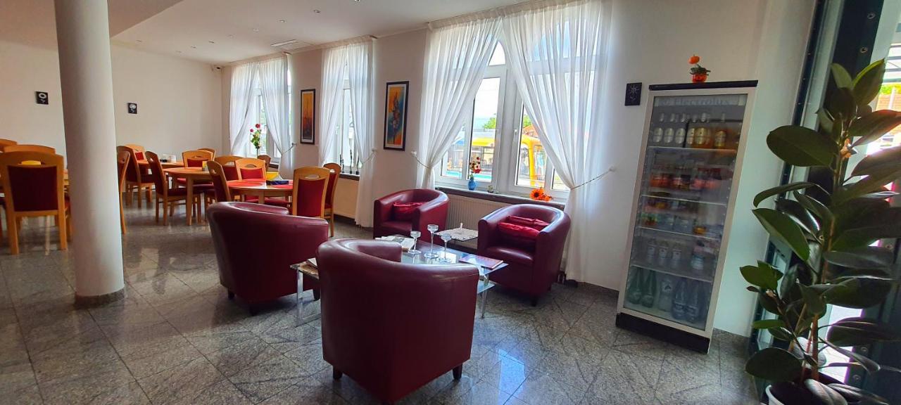 Hotel Deutscher Hof Мангейм Экстерьер фото